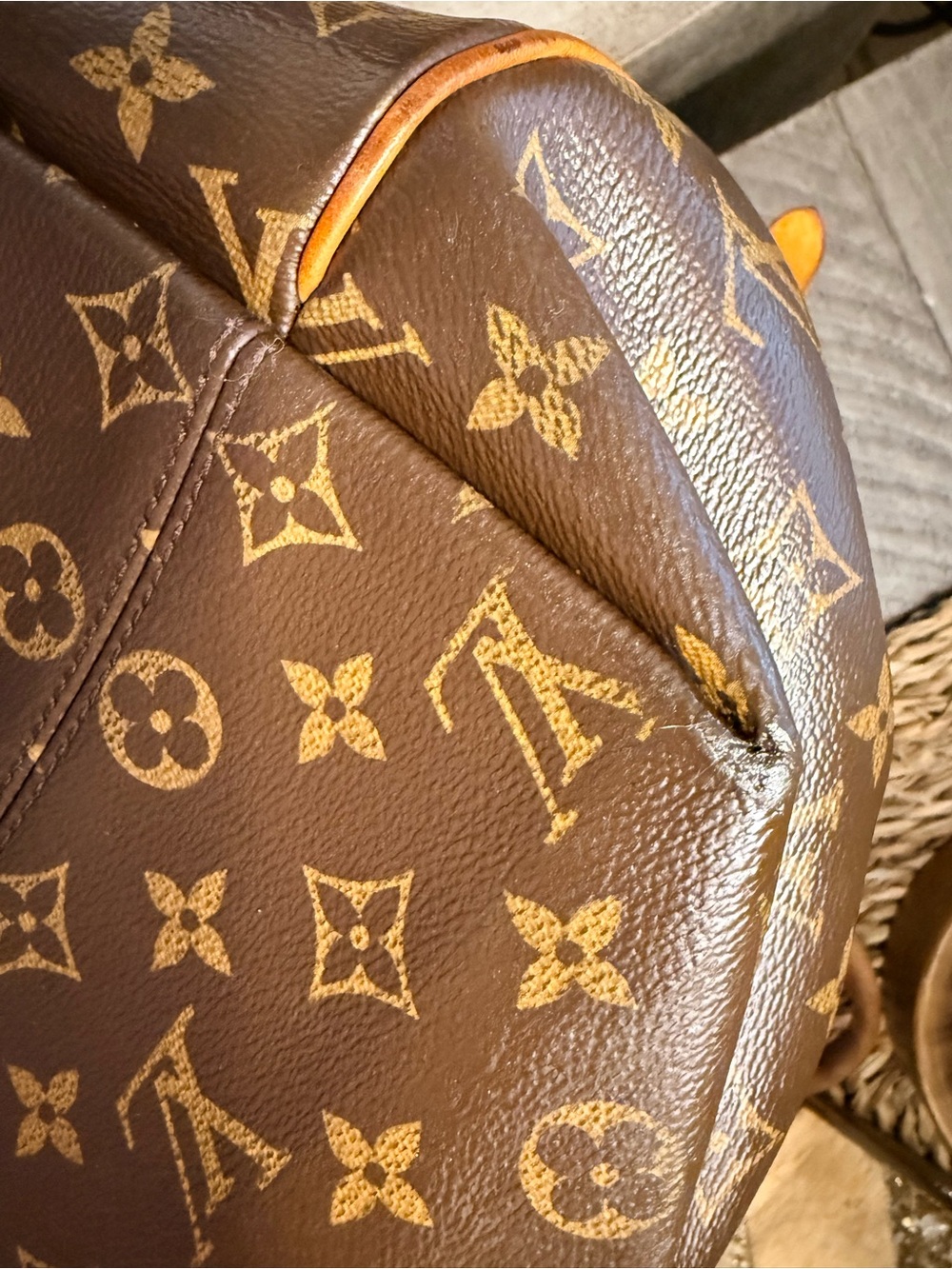 Louis Vuitton Monogram Canvas Turenne handbag - Picture 6 of 16